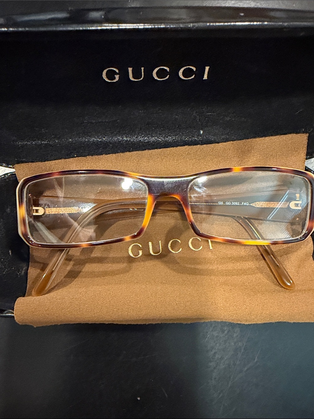 Gucci Tortoiseshell Rectangular Women's Glasses in Brown and Amber